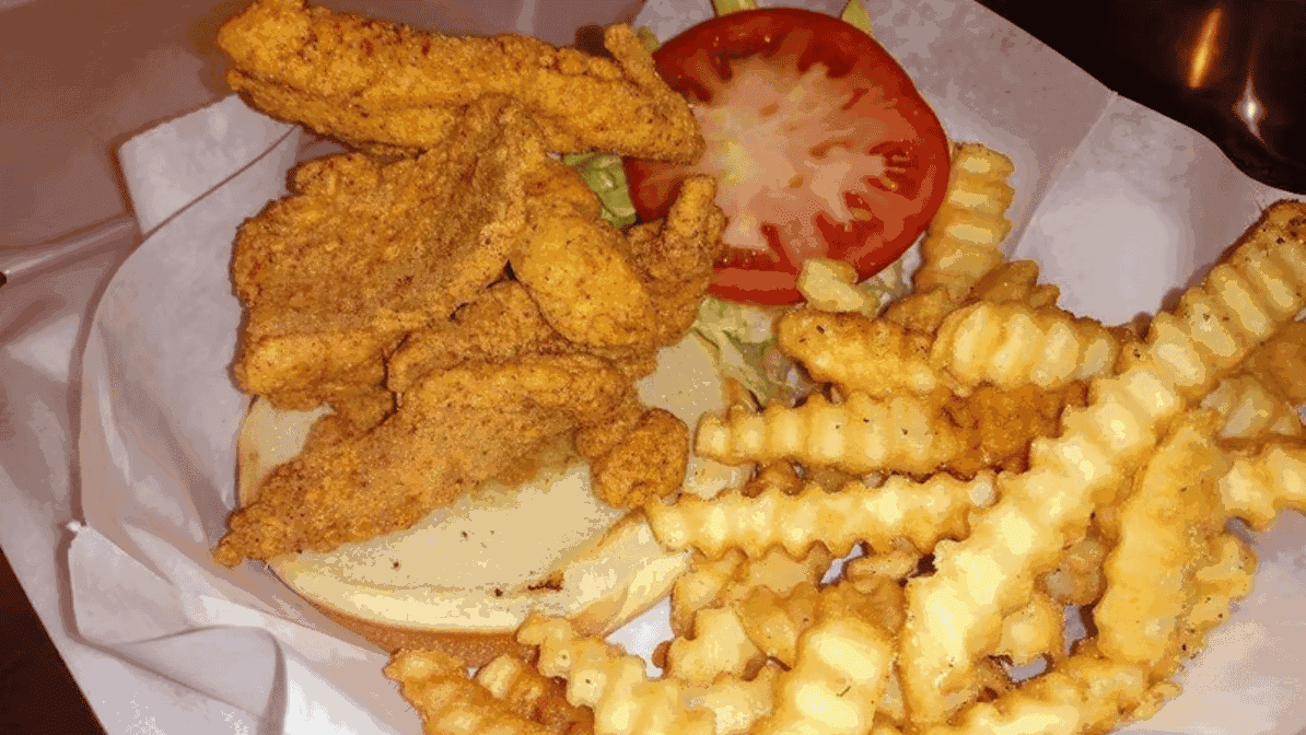 Big Myrt's Wings and Things