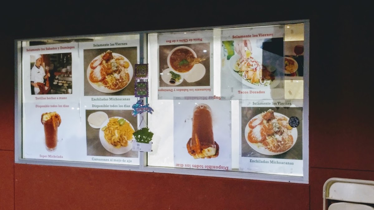 Elma’s Taqueria menu board