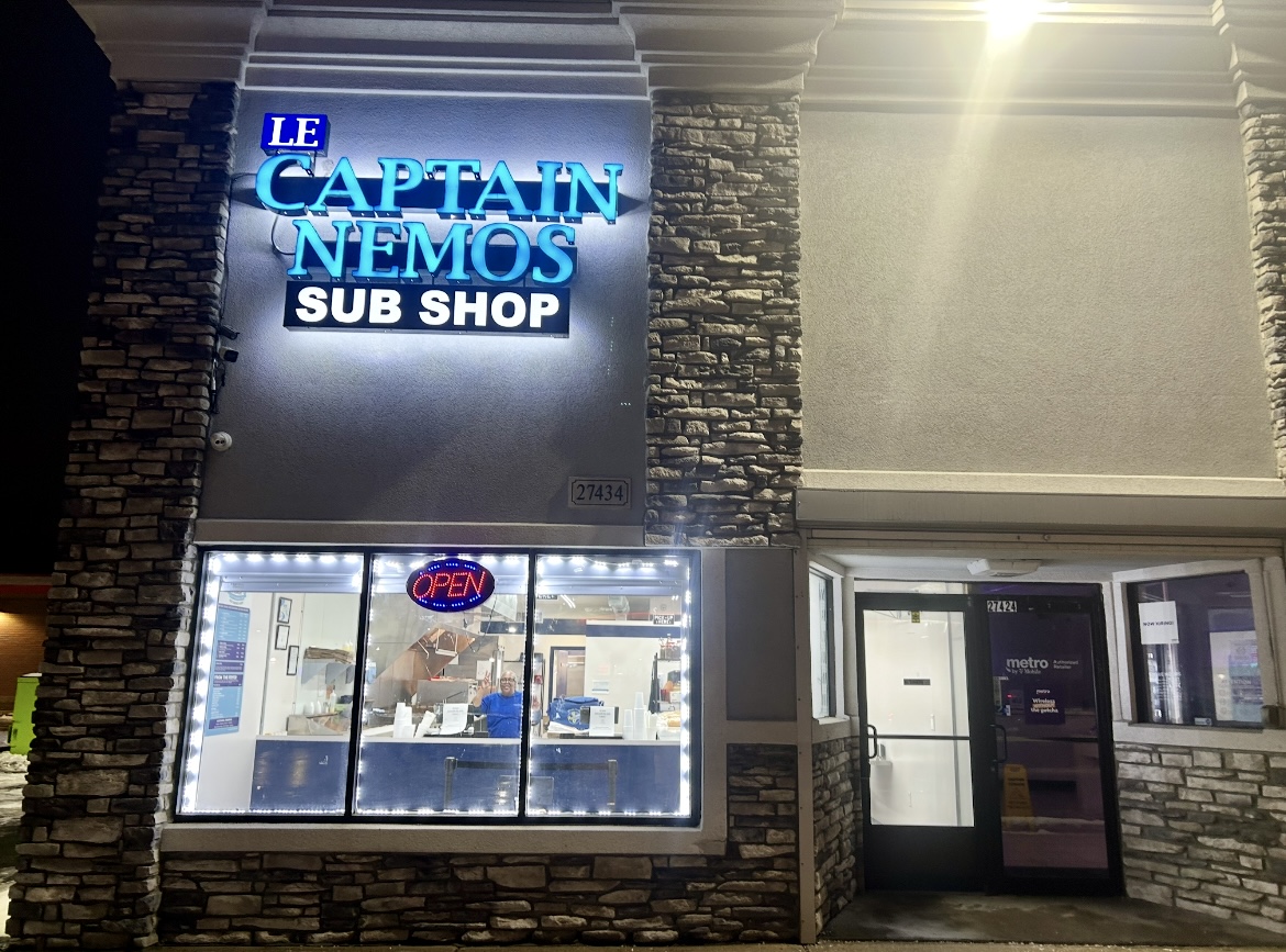 Le Captain Nemo's Subs