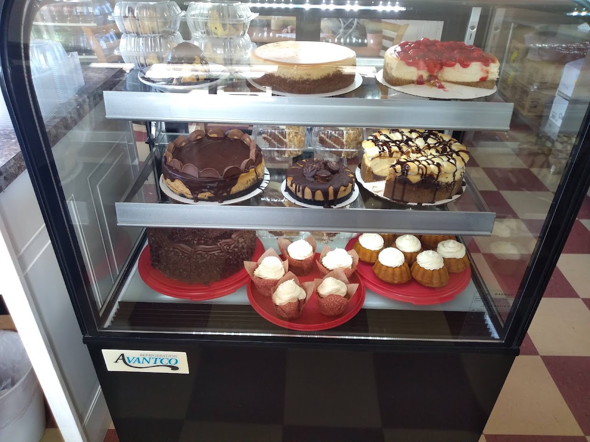 Roselli’s To Go & Dessertery