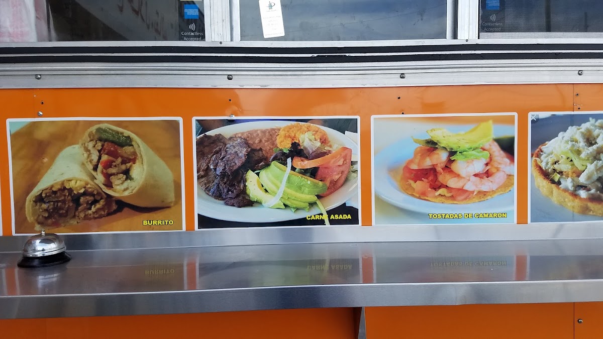 Taqueria el poblanito menu board