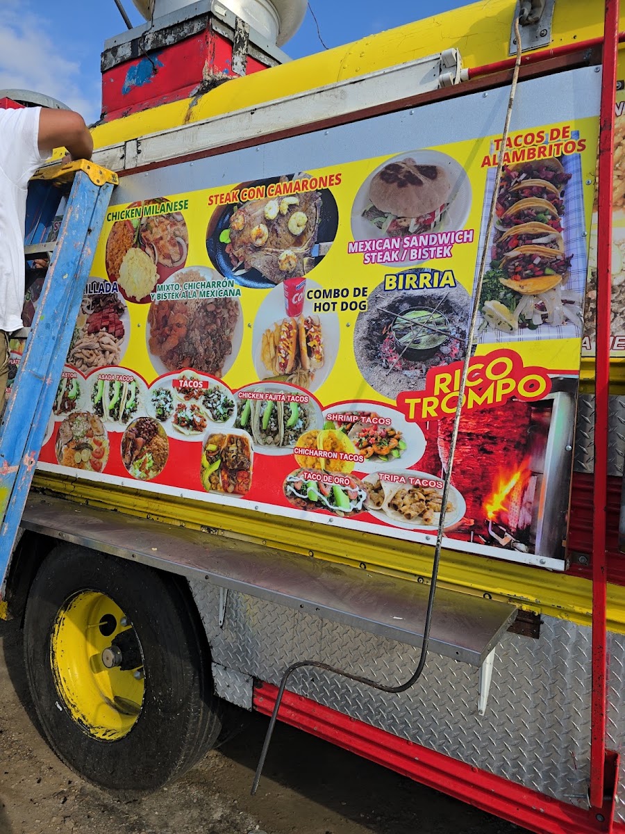 Mexican palace menu board