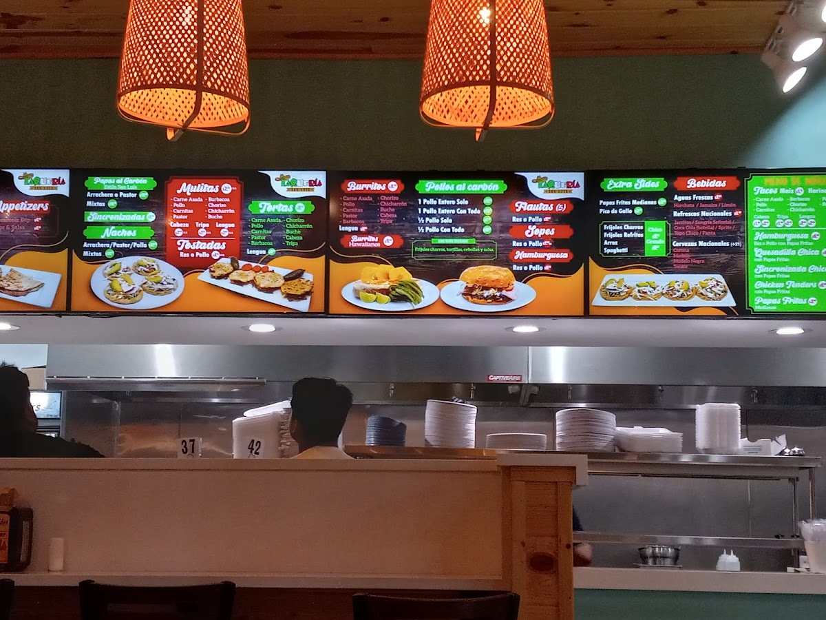 Taquería San Luis #2 menu board