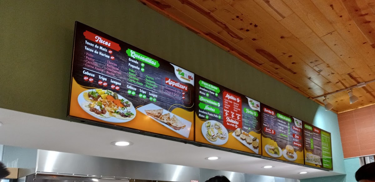 Taquería San Luis #2 menu board