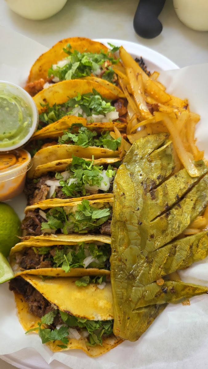 Antojitos Mexicanos food truck