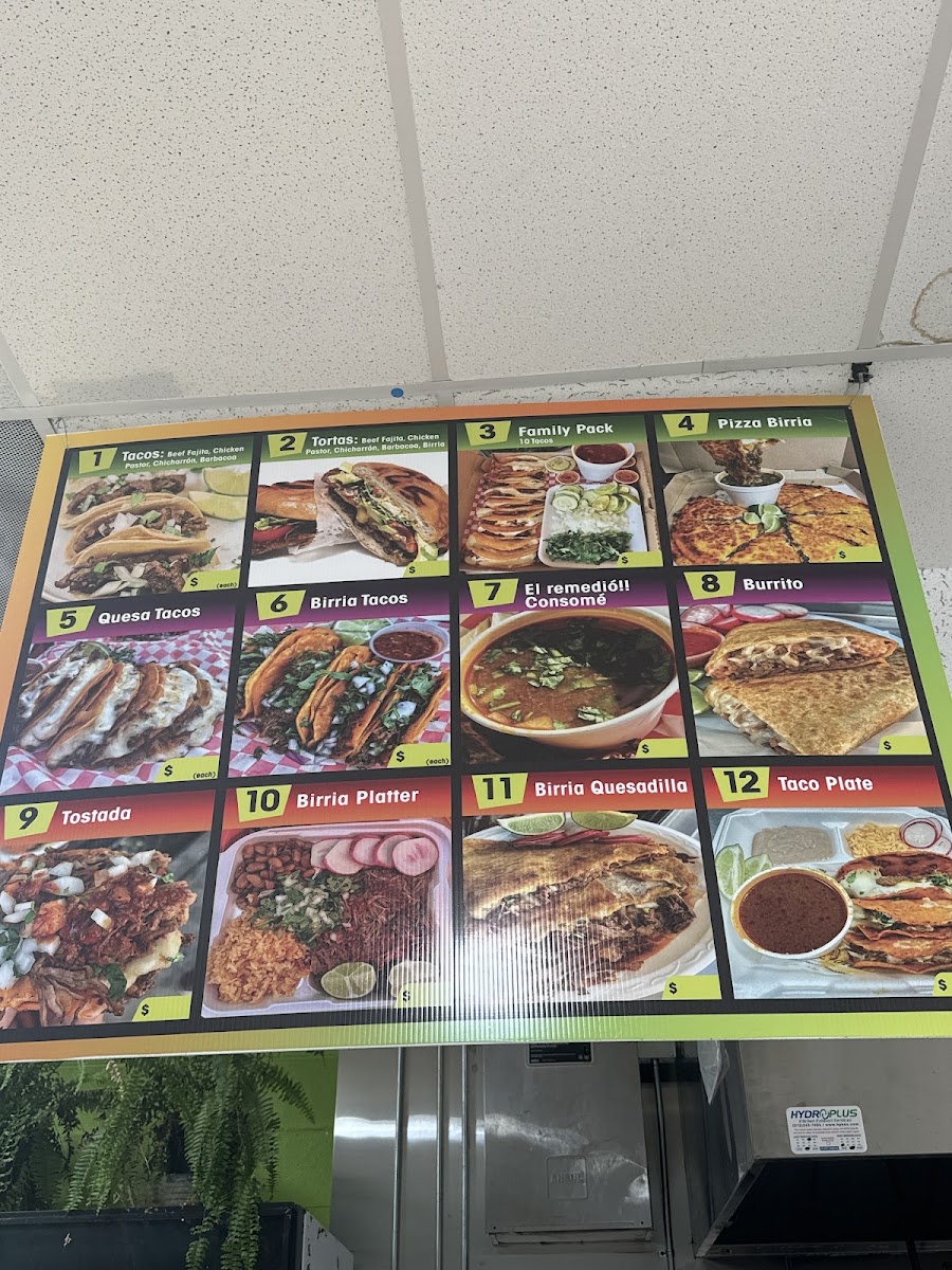 Hay Elotes menu board