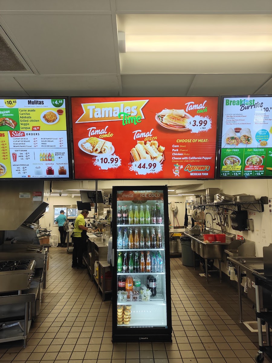 Aceituno’s Mexican Food menu board