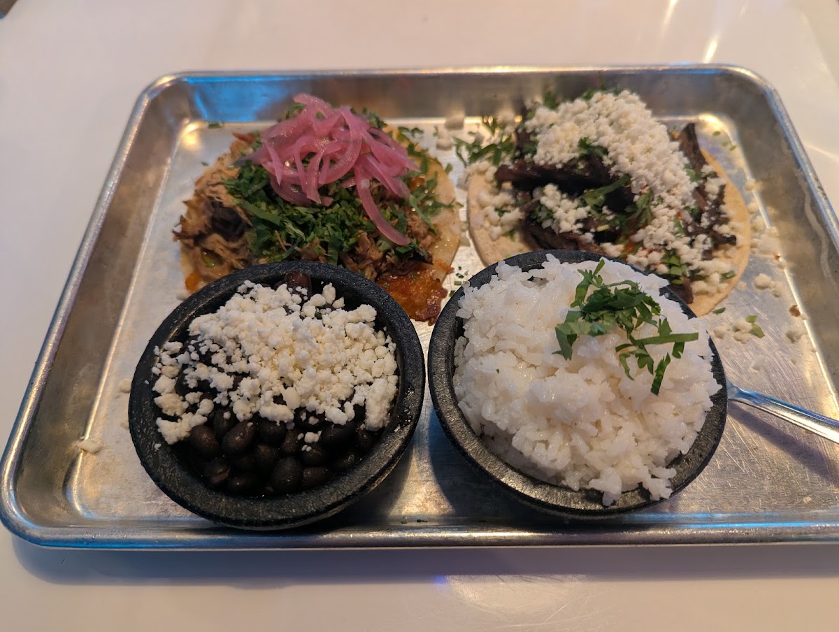 Uno Más Tacos & Tequila