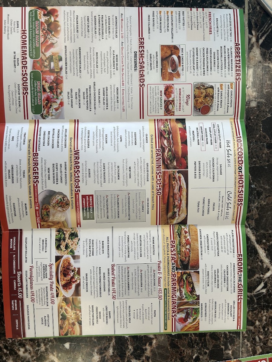 Palmero's Pizza y italian restaurante menu board