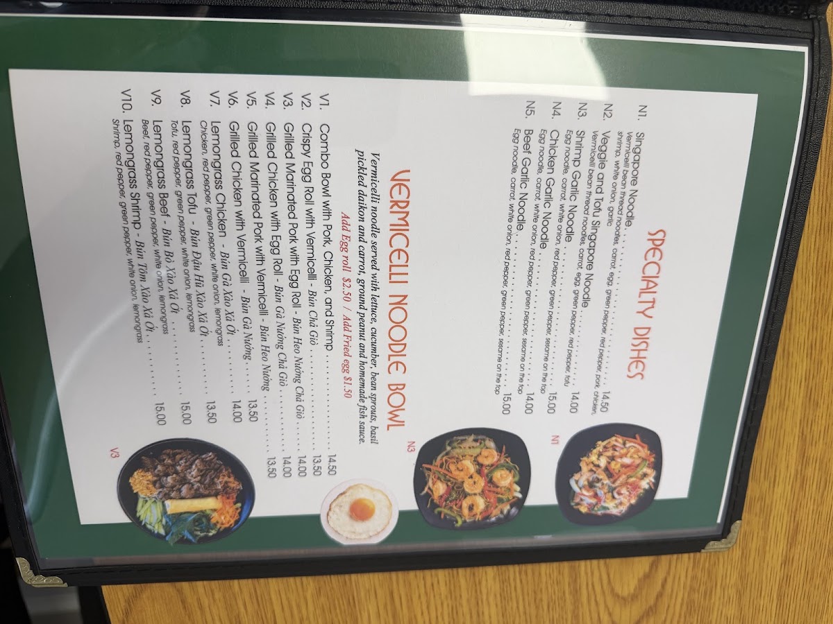Mama’s Pho N More 2 menu board