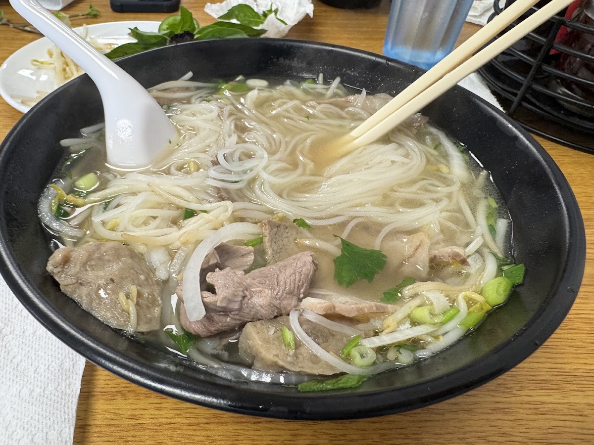 Mama’s Pho N More 2