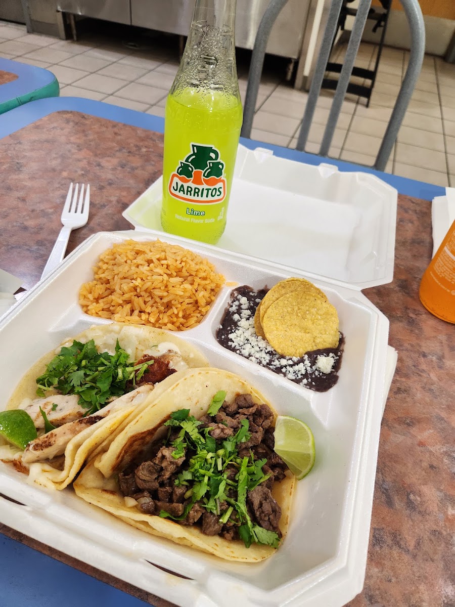El Mariachi | Mexican