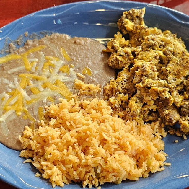 Huevo Con Chorizo