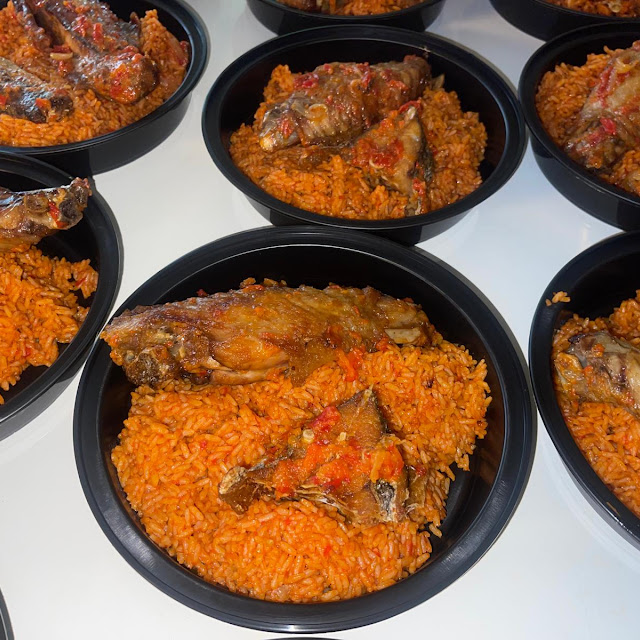 Jollof Rice with Chicken & Plantain