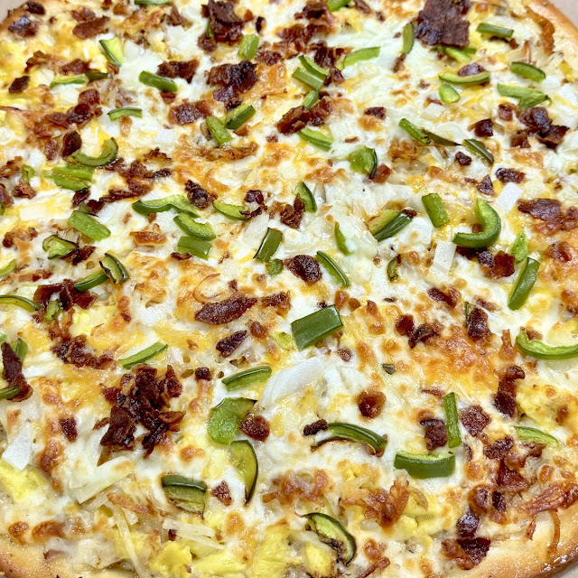 Breakfast Pizza