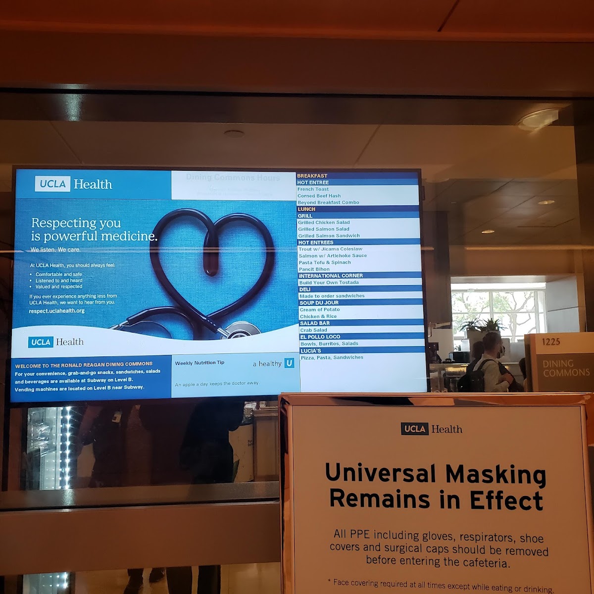 Dining Commons at Ronald Reagan UCLA Medical Center menu board