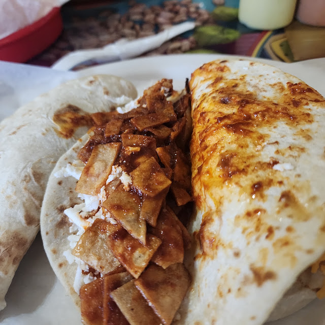 Chilaquiles W