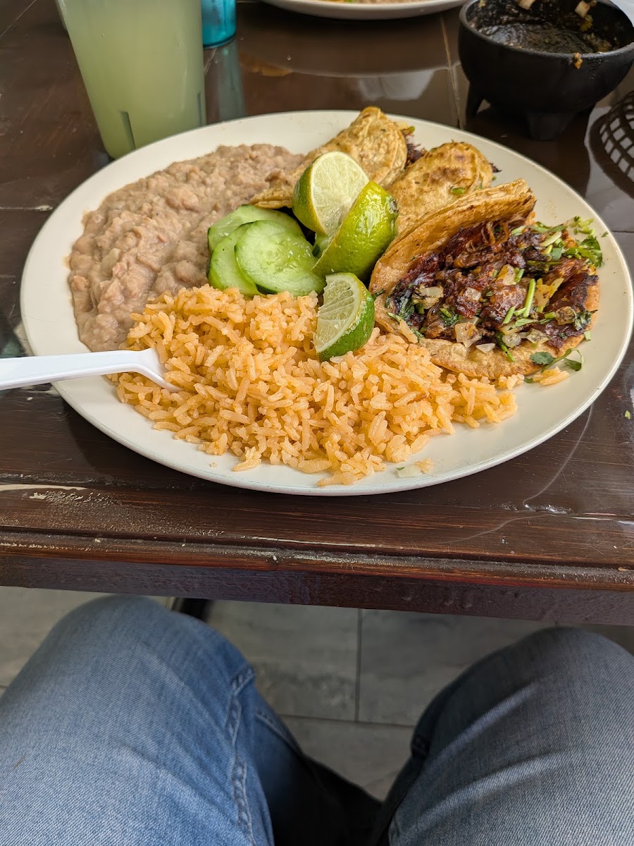 La Morenita Taqueria