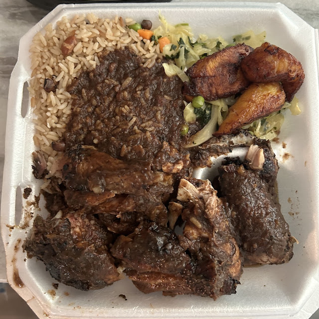 Oxtail with Rice and Plantains