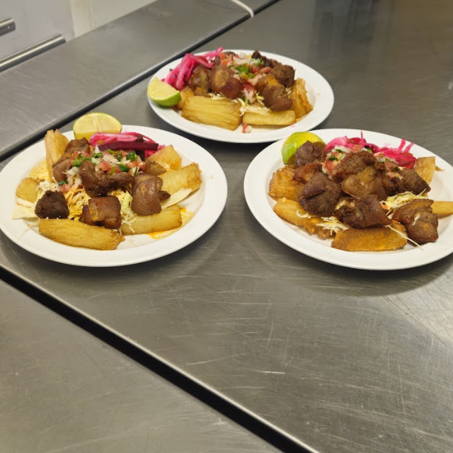 Yuca Con Chicharron