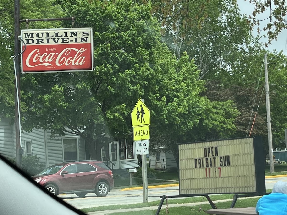 Mullin's Drive in
