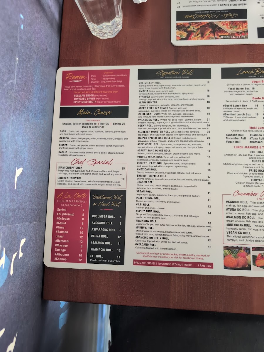 SUSHI THAI ALAMOSA menu board