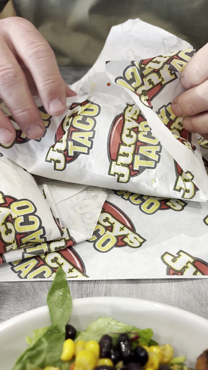Jucys Taco