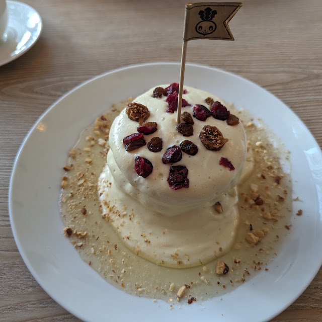 ハニークリームチーズパンケーキ