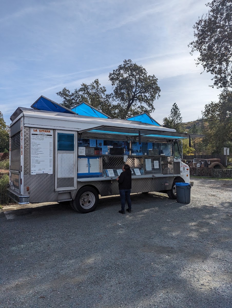 La Gitana (Taco Truck)