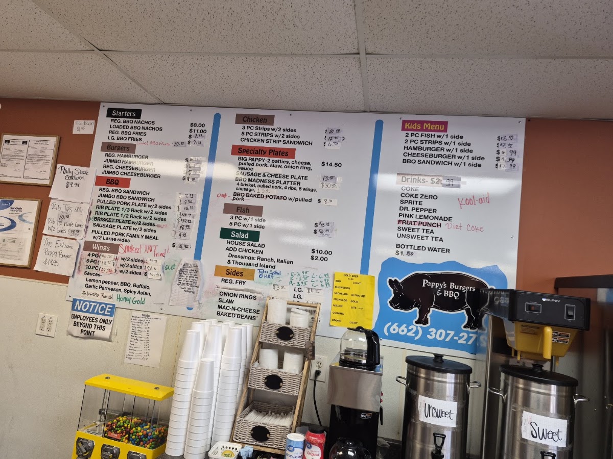 Pappy’s Burgers & BBQ menu board