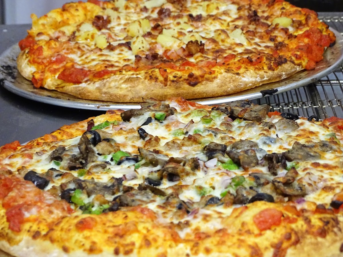 Trojan Pizza & Beer