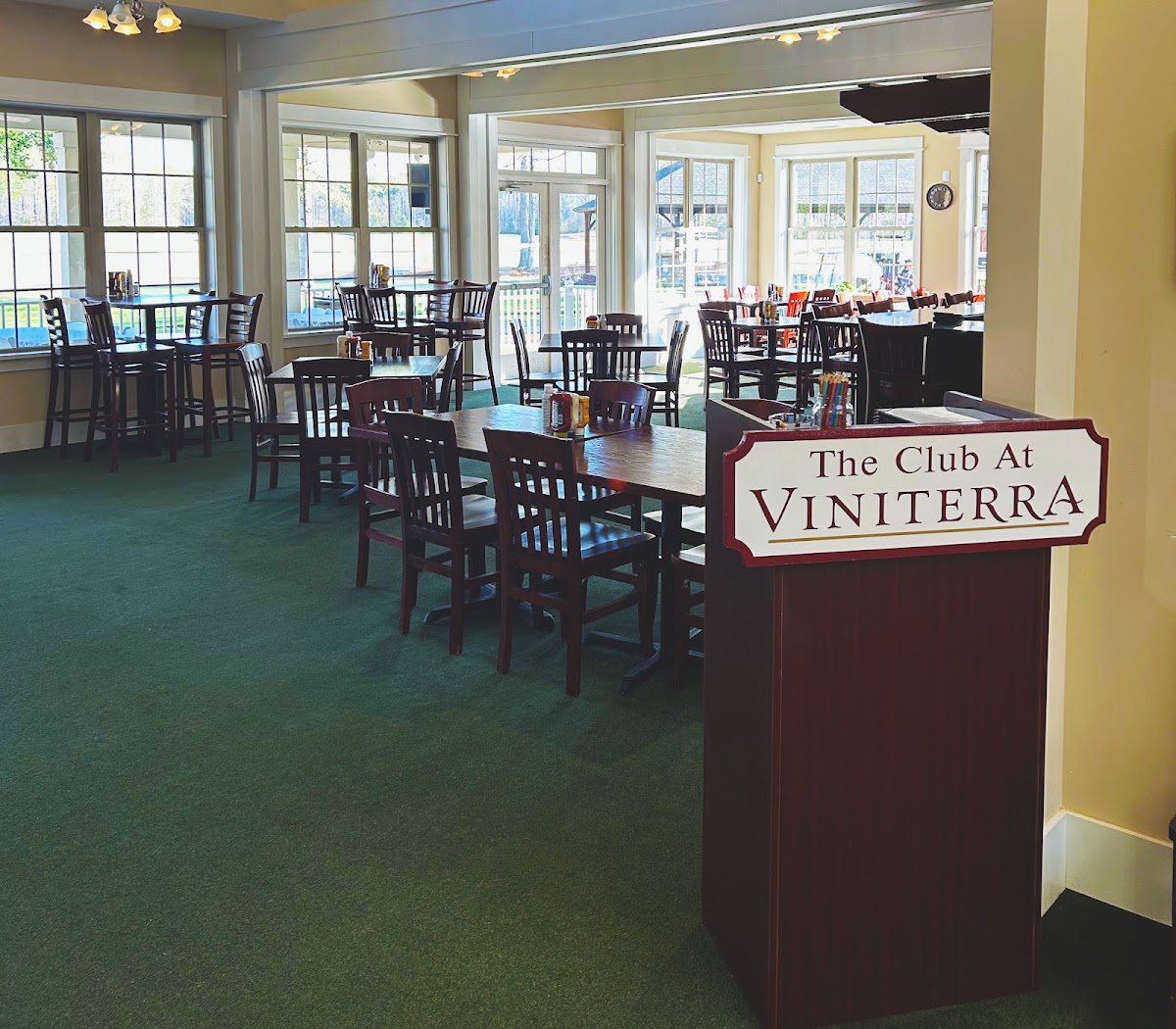 Vini Tavern