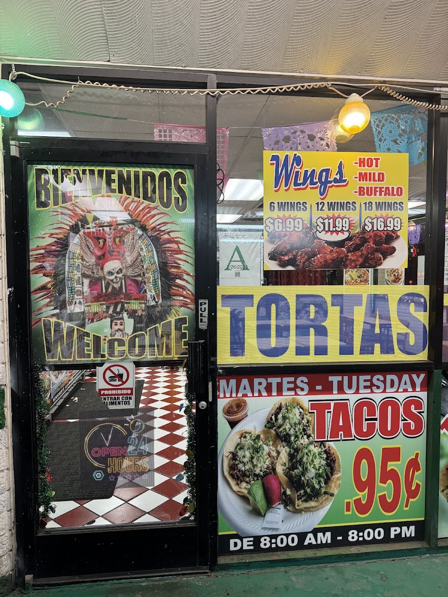 Taco Mich menu board