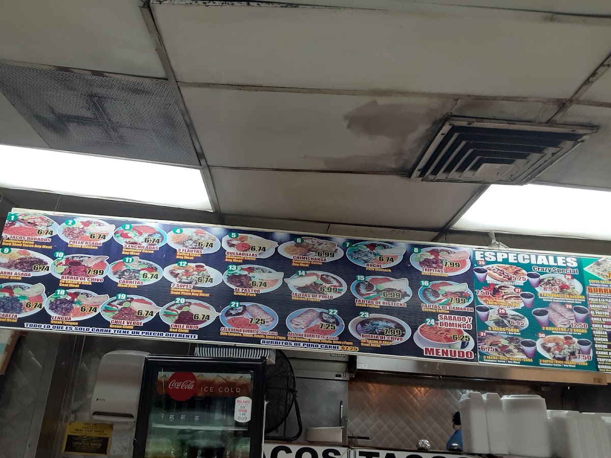 Taco Mich menu board