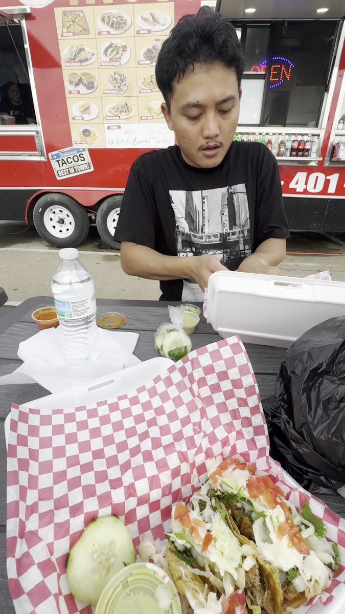 Tacos El Pámpano