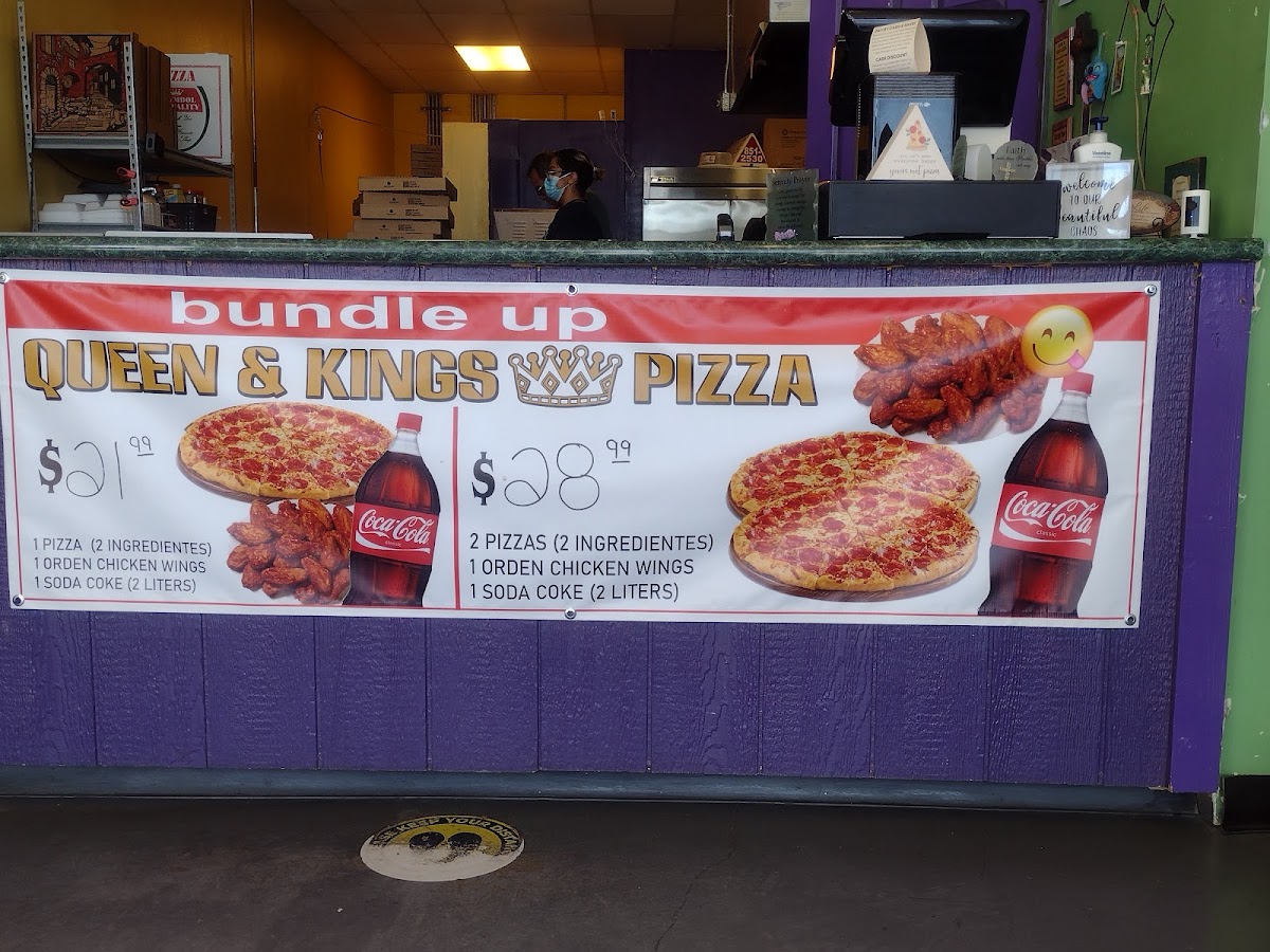 Queen & King's Pizza Clint menu board