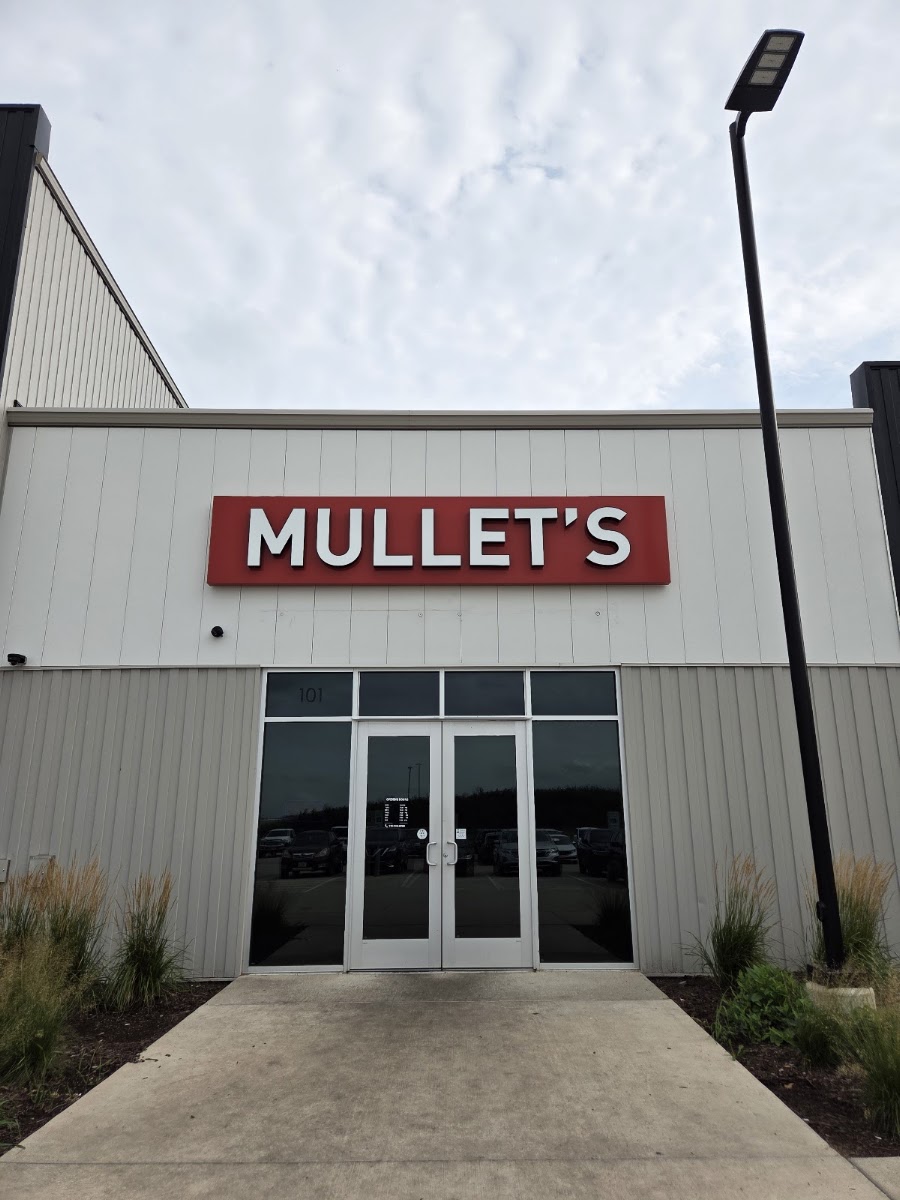MULLETS RESTAURANT
