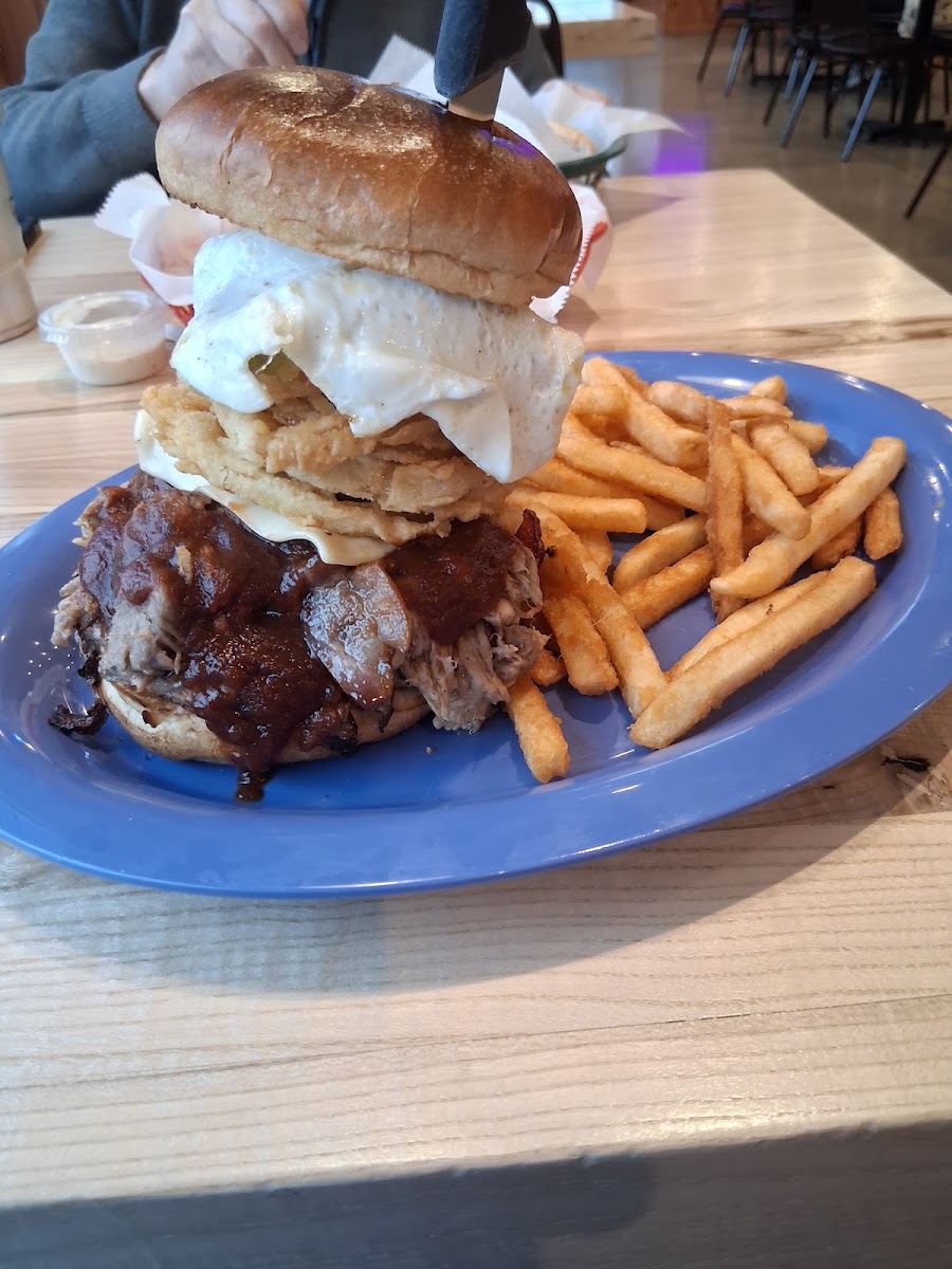 MULLETS RESTAURANT