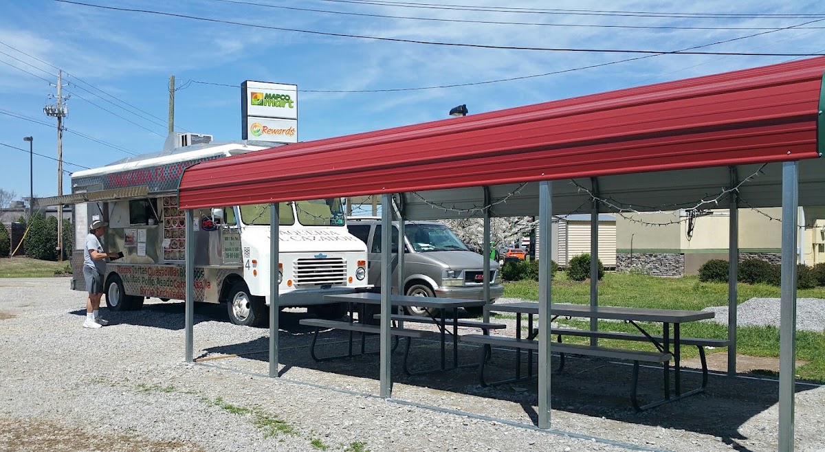 Taqueria El Cazador