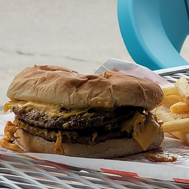 Double Cheeseburger