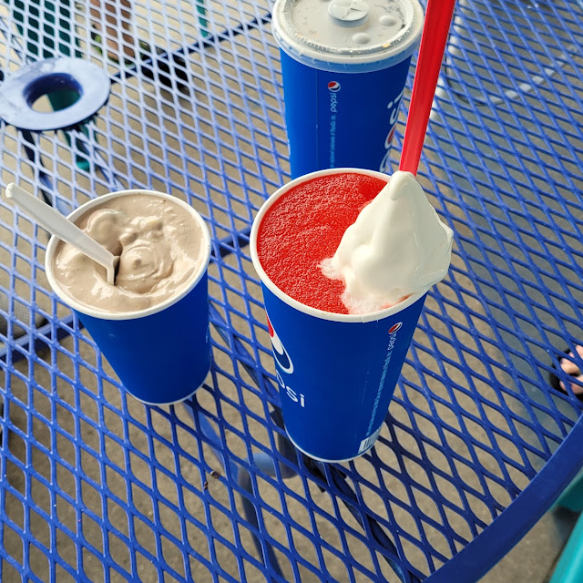 Kiss a Float