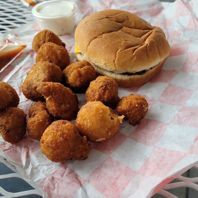 Fried Mushrooms and Single Cheeseburger