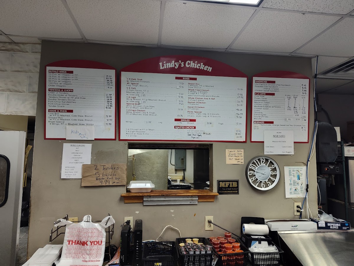 Lindy's Fried Chicken menu board