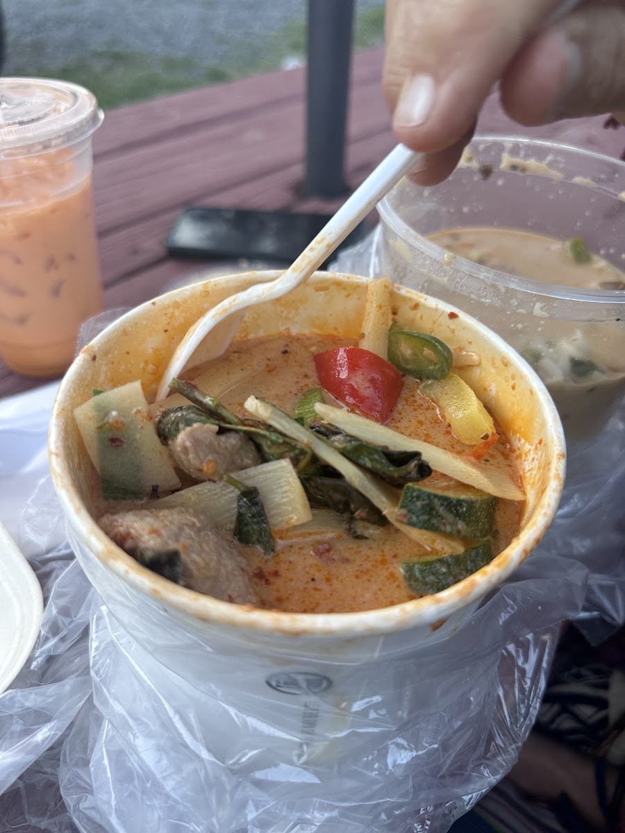 Khao Neaow Food Cart