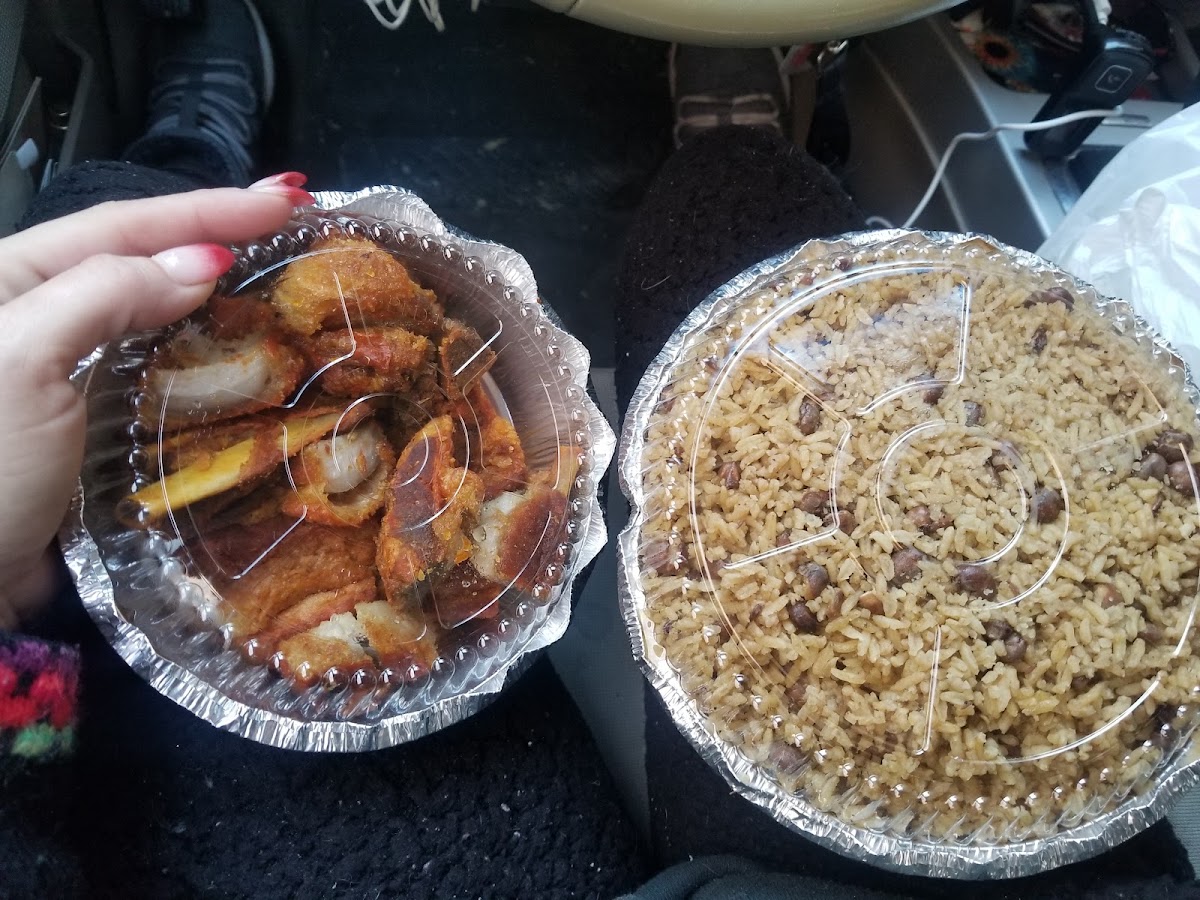 El Caridad Burnside Restaurant