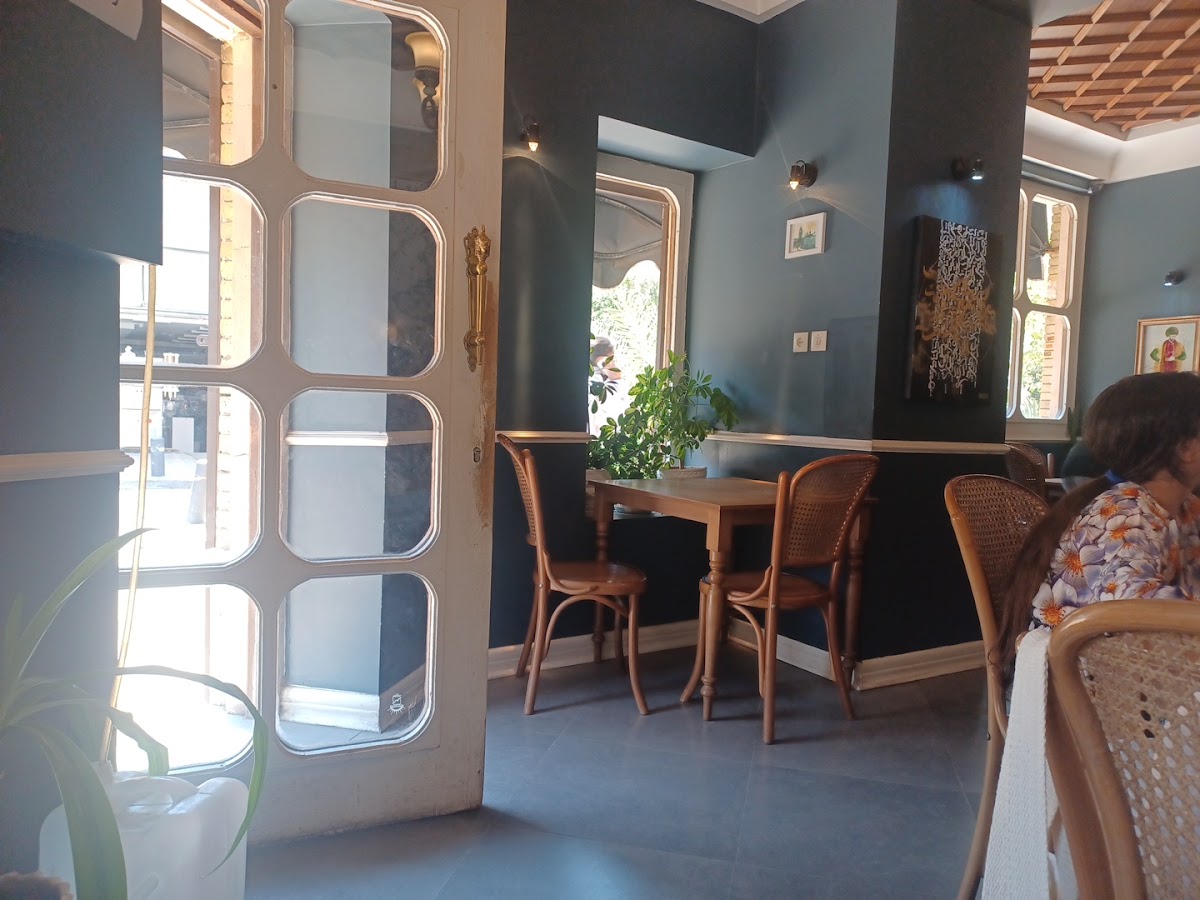 Merchant Café