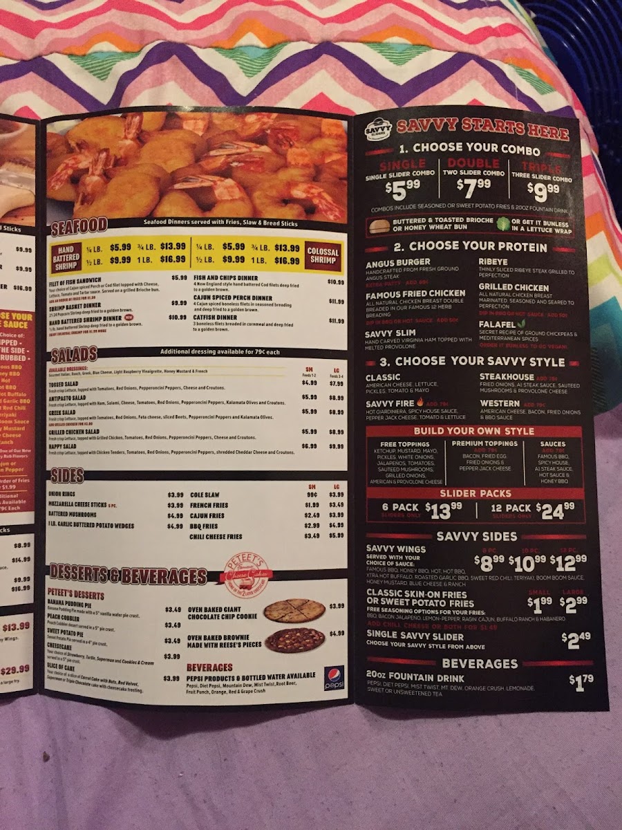 Happy's Pizza menu board