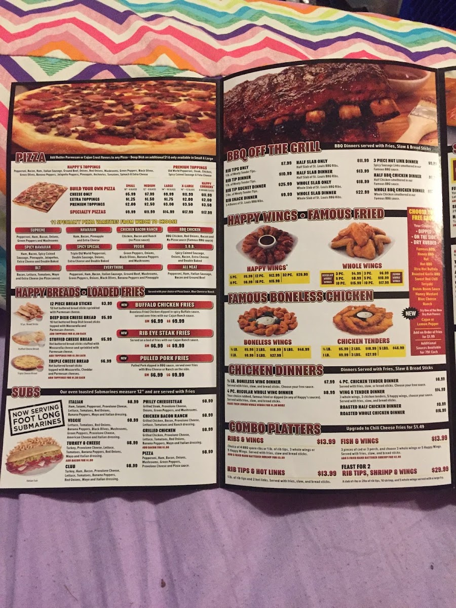 Happy's Pizza menu board
