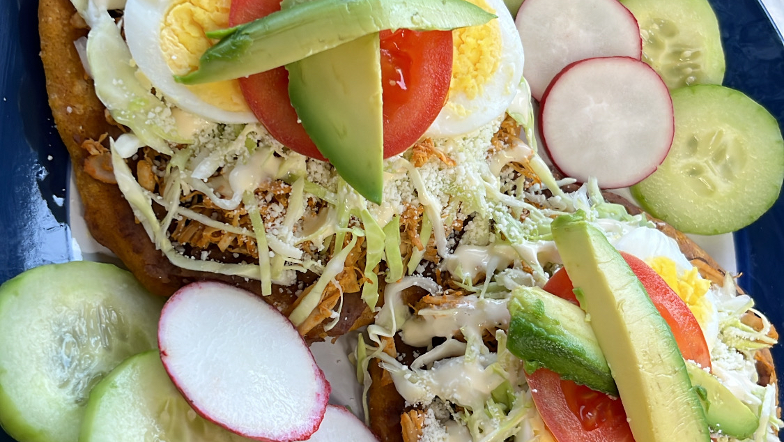 RICAS PUPUSAS EL SALVADOR