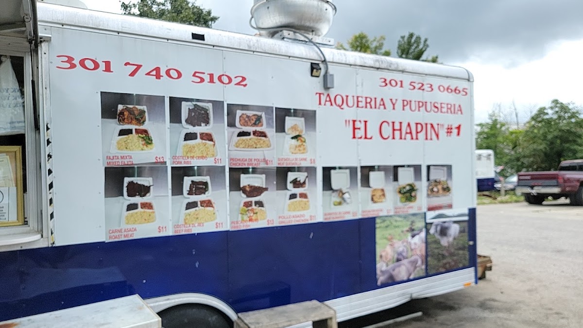 El Chapin taqueria y Pupuseria menu board